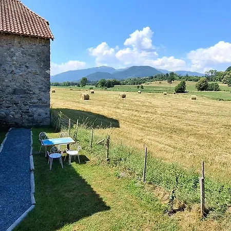 ベッド・アンド・ブレックファスト D Hotes Le Moulin De La Neste